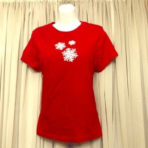 Red tshirt with snowflakes